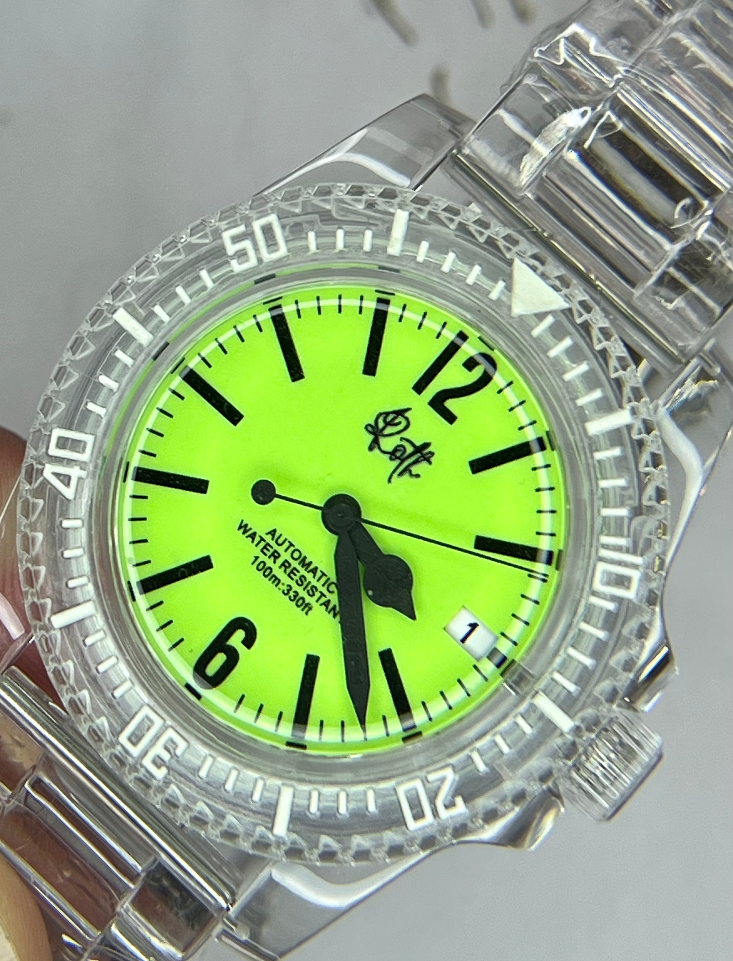 Clear Submariner-Style w/ NH35 Automatic Movement, Clear Acrylic Case, Rotating Lumed Bezel, Clear Bracelet, Full Lume Dial