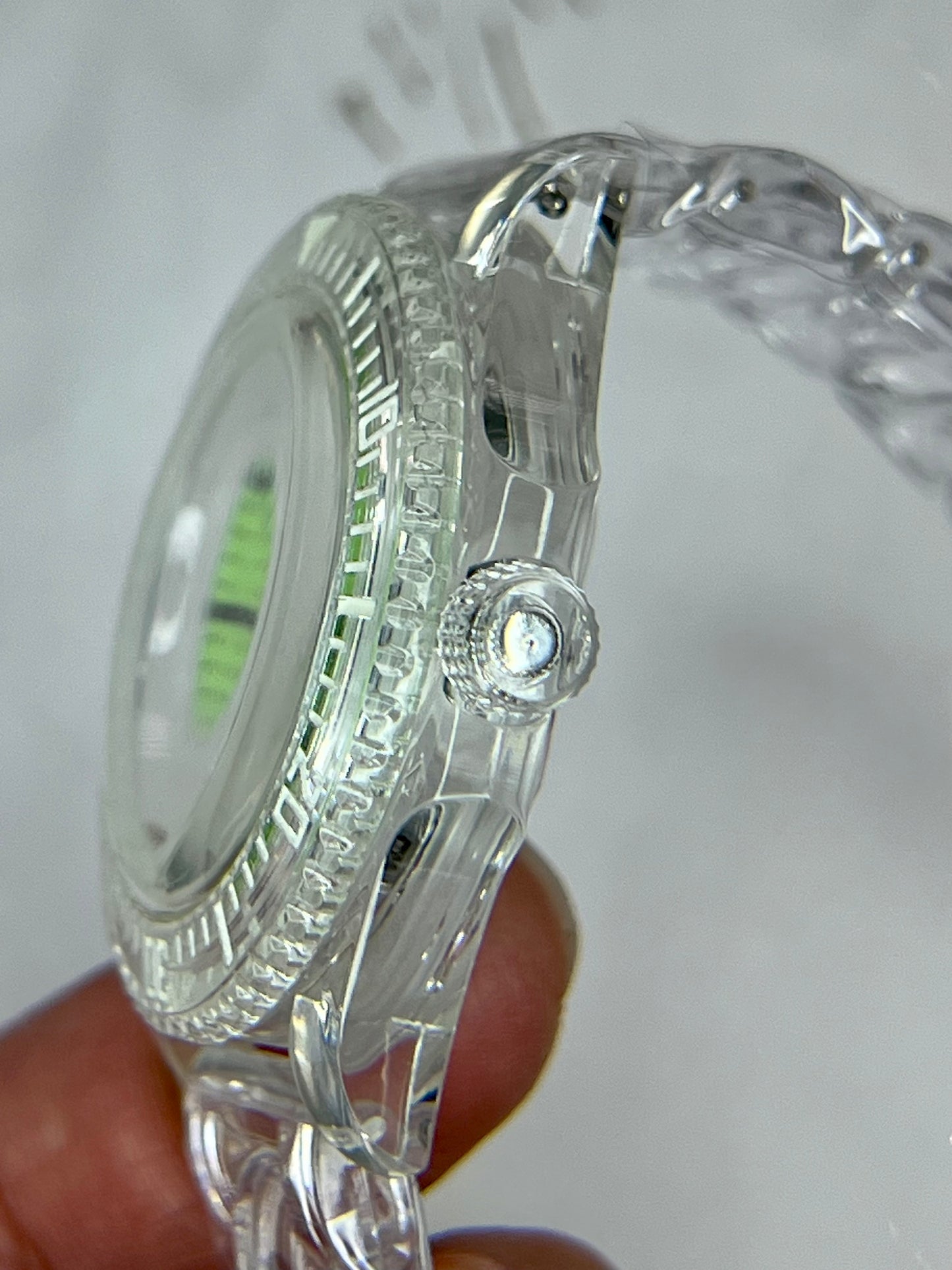 Clear Submariner-Style w/ NH35 Automatic Movement, Clear Acrylic Case, Rotating Lumed Bezel, Clear Bracelet, Full Lume Dial